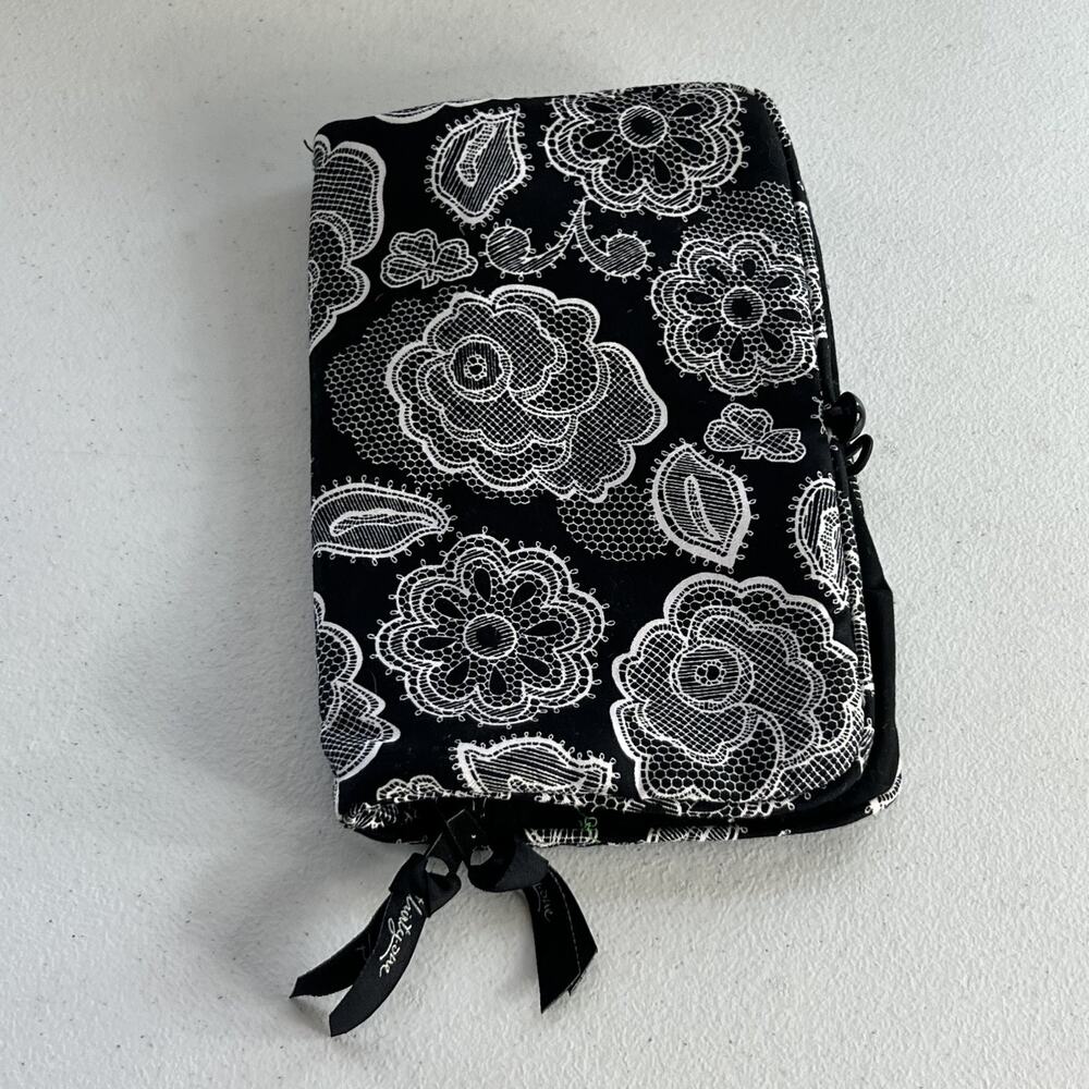 Thirty One Jewelry Organizer Zip Travel Bag 2 Pockets Black Lace Floral Bifold